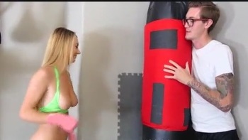 Amateur Pov Deepthroat