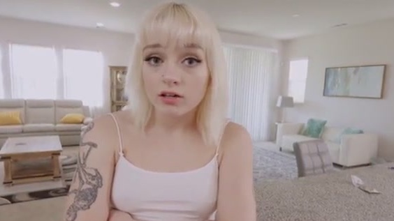 Lauren fucked in a hotelroom